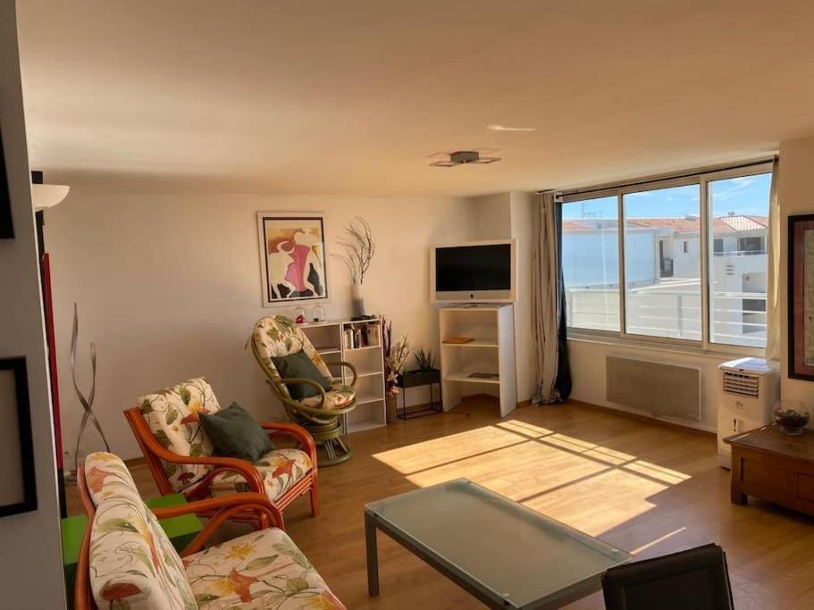 Face A La Appartement *